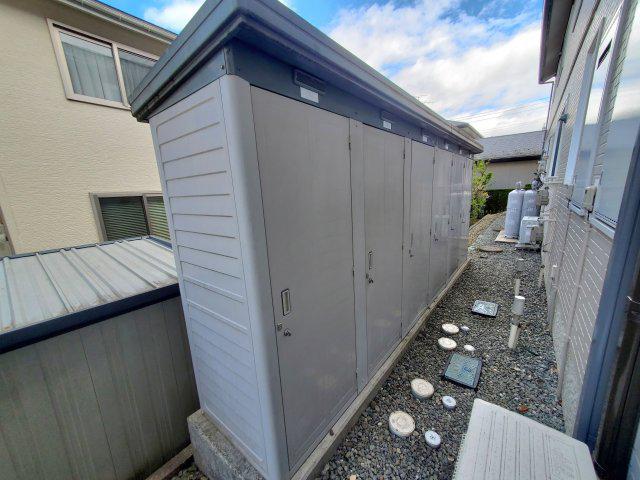 ヴィラージュ室小路