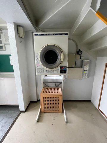 クレセント小林