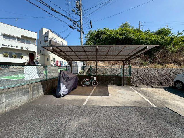 サンライフ高屋 B棟