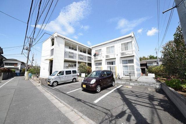 レオパレスひばりヒルズ