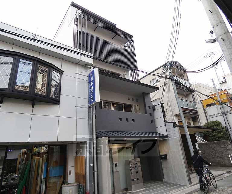 POUR TOUJOURS桃山