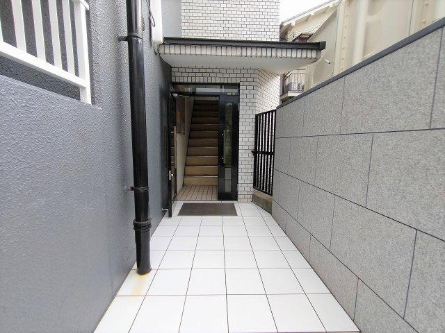 OSAKA PARKLAND INC
