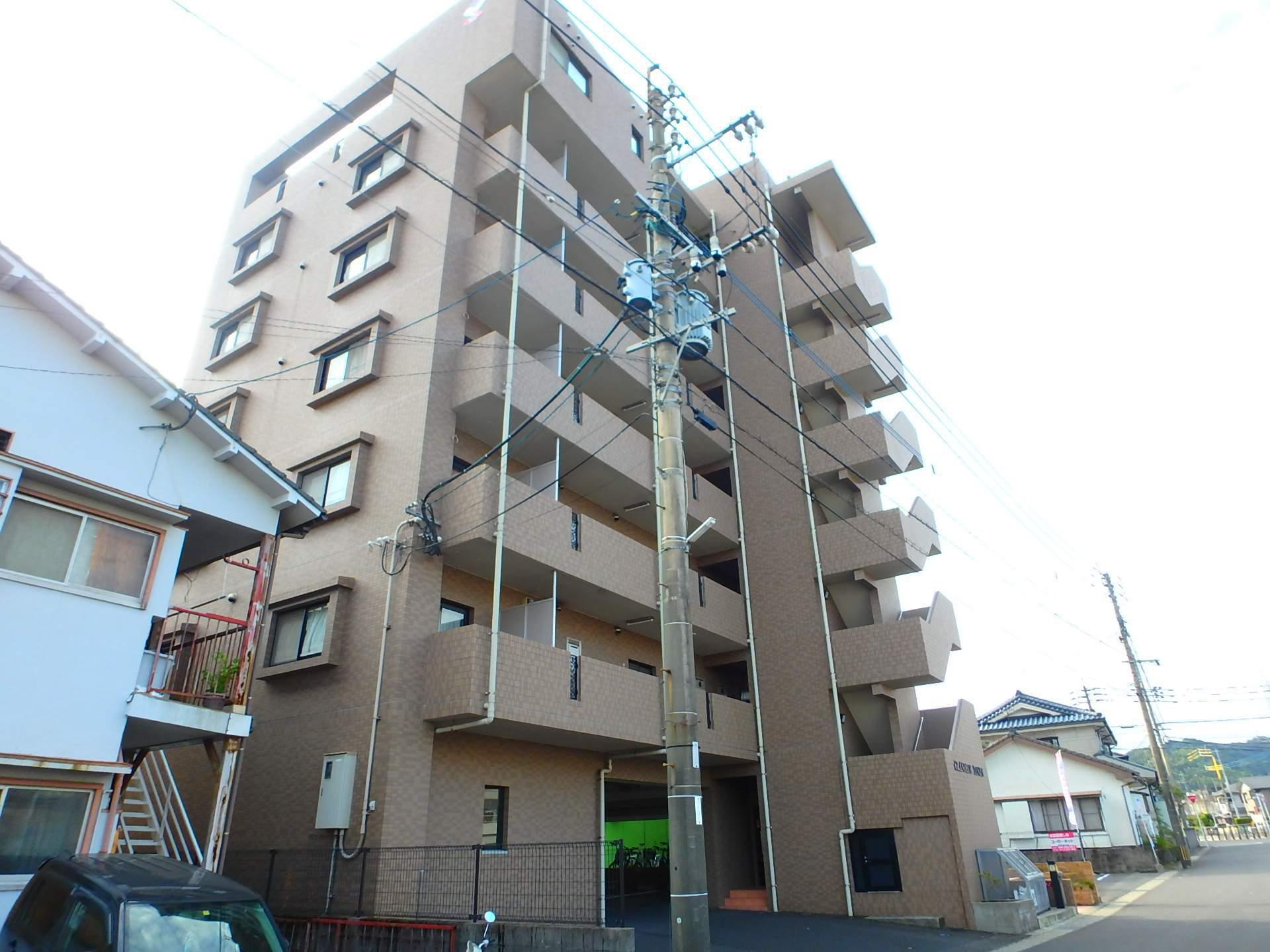 GRANDEUR TENJIN