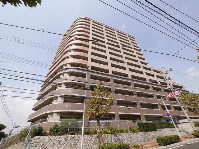 アールフォーレ春の町