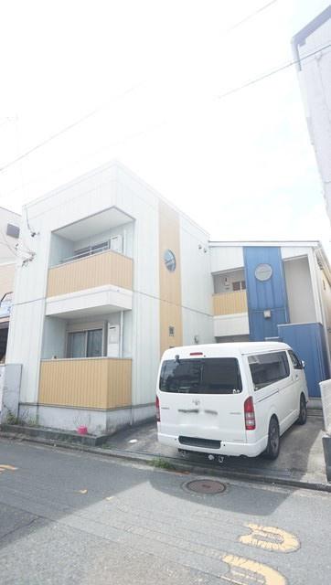 クレフラスト駅南大通