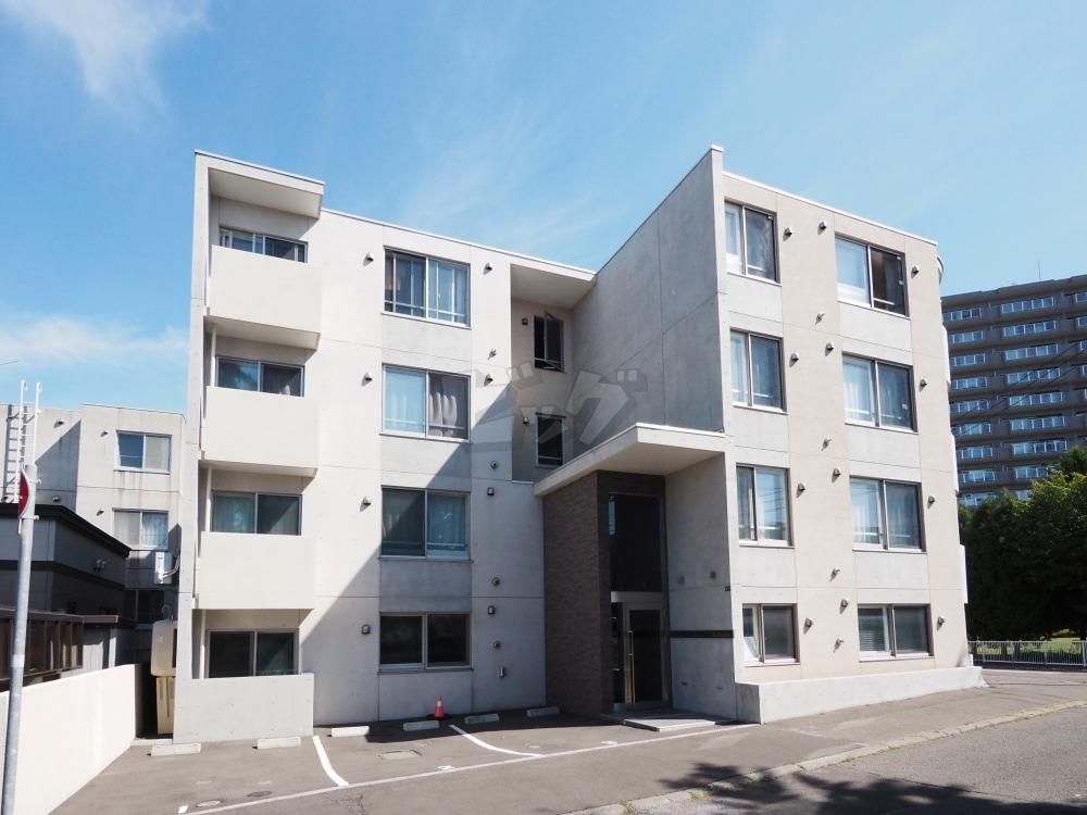 LA PUERTA ラ・プエルタ