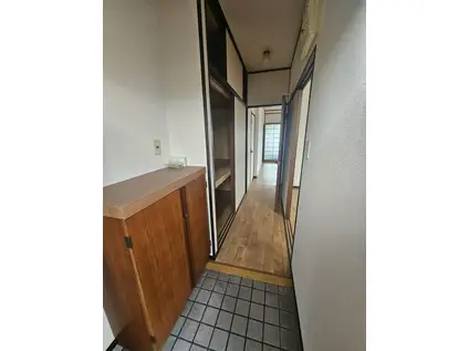 仁保3丁目アパート(2DK/4階)の玄関写真