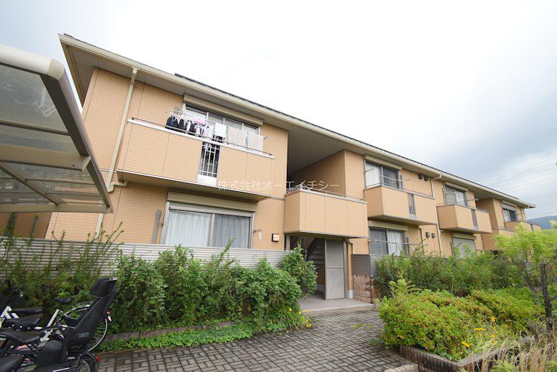シャーメゾン東花園