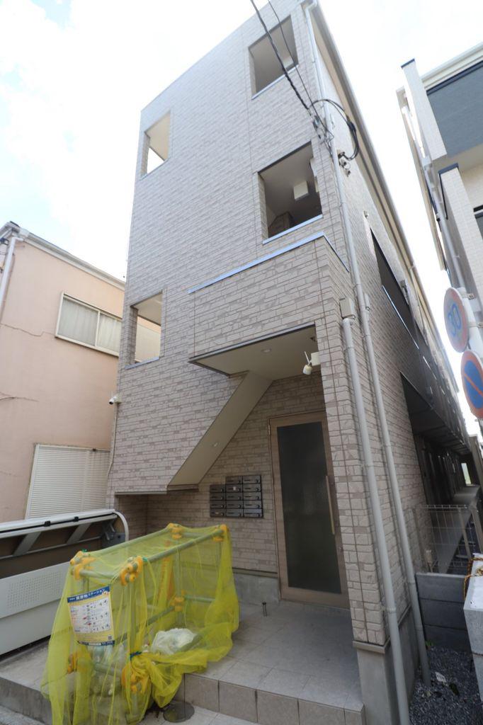 ESPACIO芝B