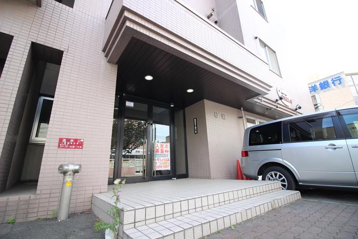 地下鉄東西線 南郷７丁目駅 徒歩7分 9階建 築34年