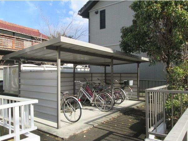 メゾン西町