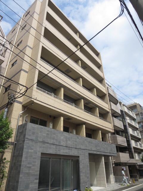 WB COURT