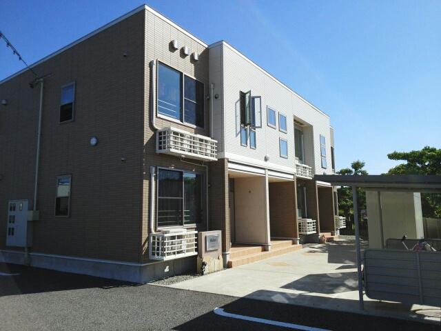 富山県富山市 2階建 築16年