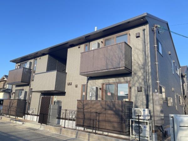 ロイヤルステージ西持田町 A棟