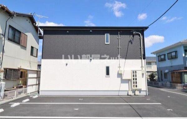 LOTUS坪井