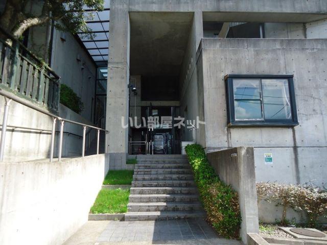 セラヴィ坂崎