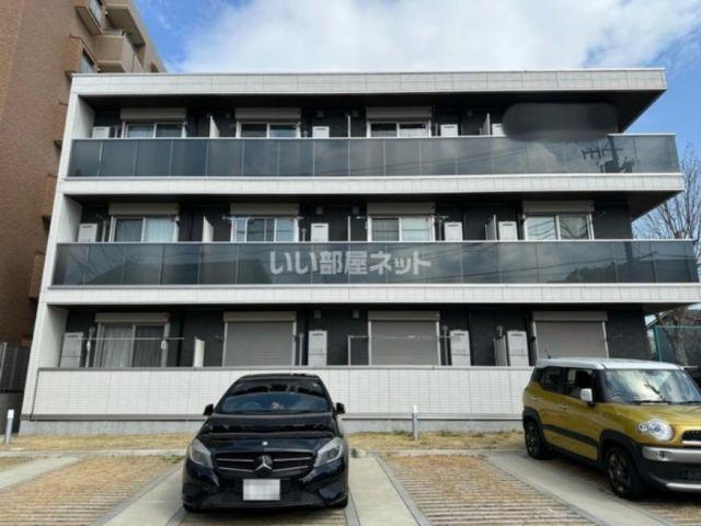 地下鉄東山線 本陣駅 徒歩9分  築6年