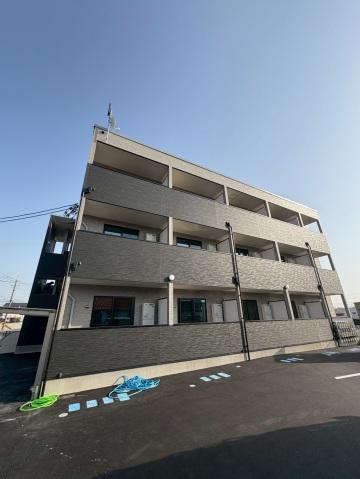 クレスト寺家駅前II