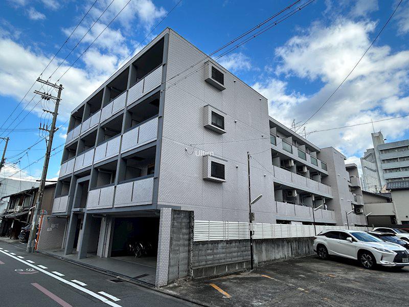 デトム・ワン 室町二条
