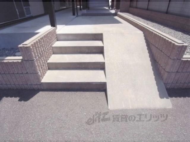 レオパレス立林