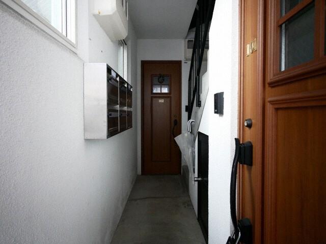 MODERN・DECO