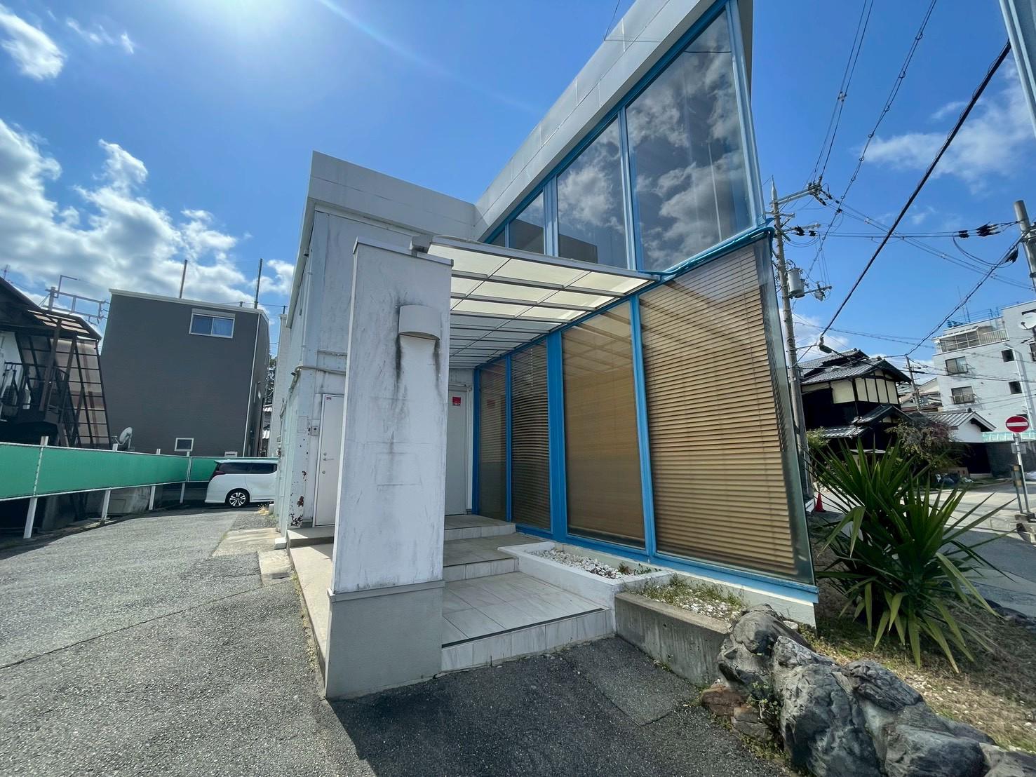 枚方市山之上北町 店舗2階