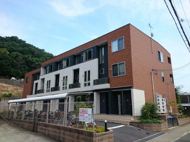 ＪＲ紀勢本線 紀三井寺駅 徒歩11分 3階建 築11年