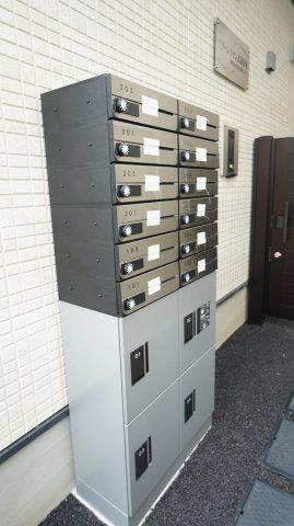 アザーレ・クオン