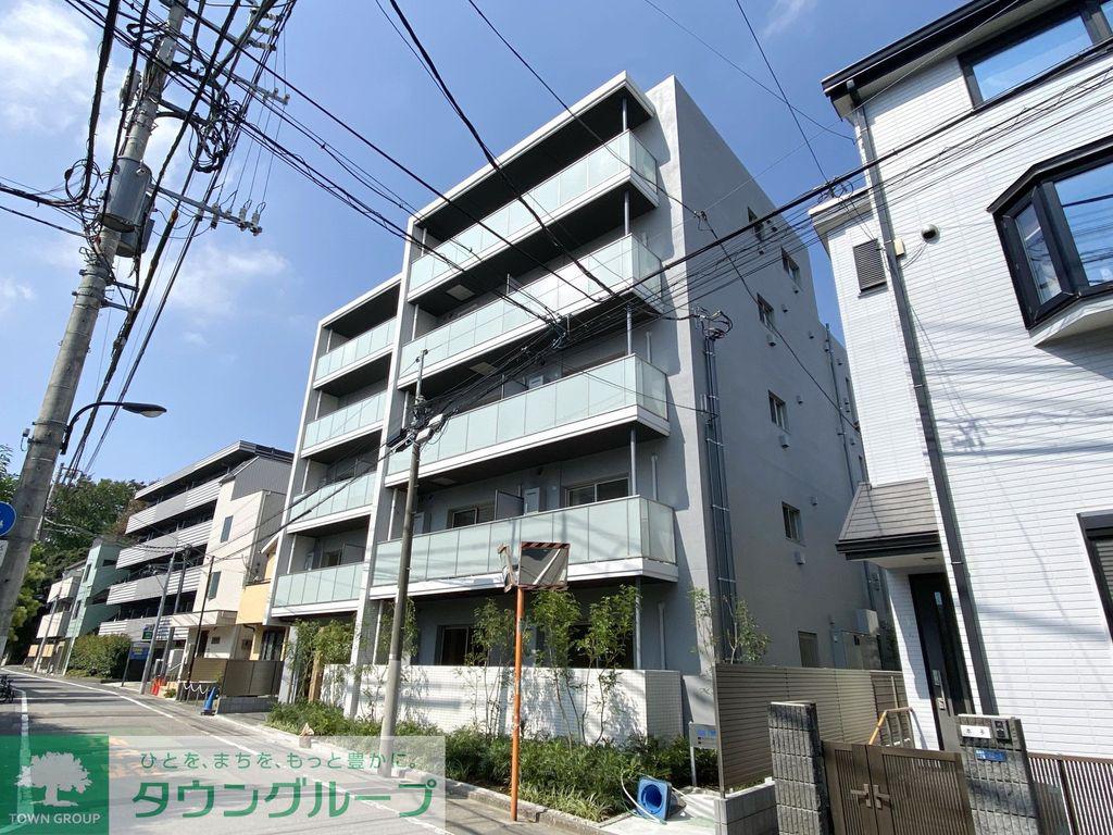 スリージア