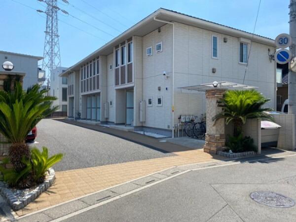 パームコテージV番館番館