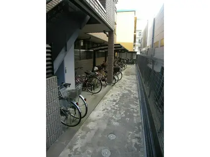 メゾンドフルール(2LDK/1階)の外観写真