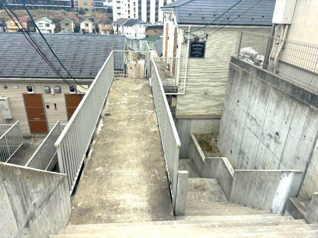 フリーハンド上大岡(1K/1階)