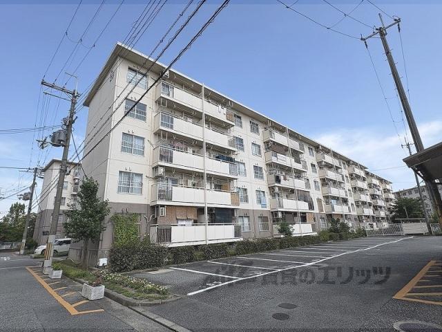 伊丹鴻池第4団地6号棟