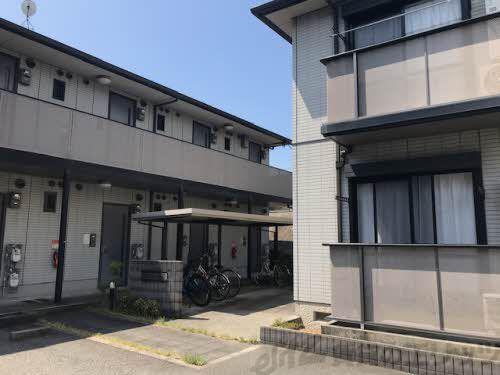 ヒルズ千里山 B棟