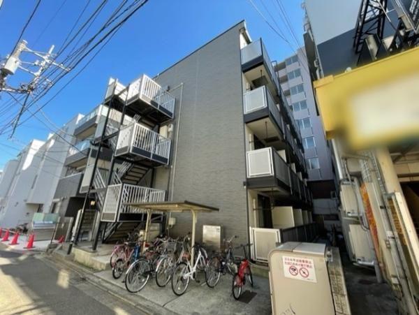 レオパレス生麦駅前