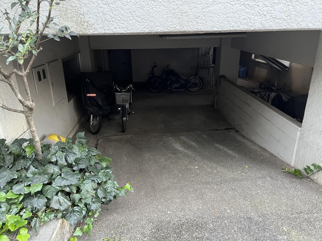 都市研ビル
