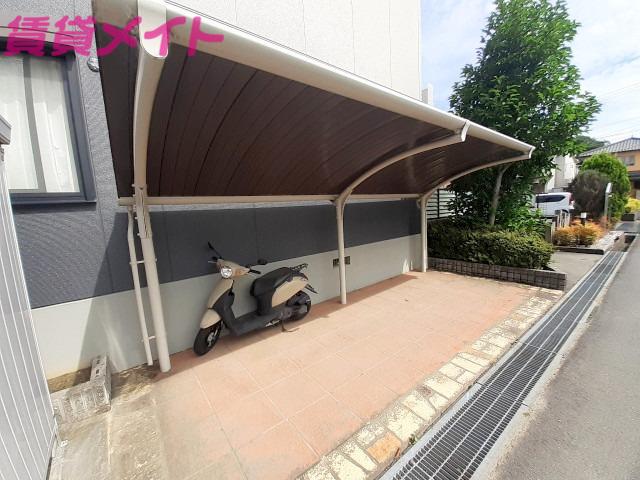 ガーデンハイツかわしま C棟