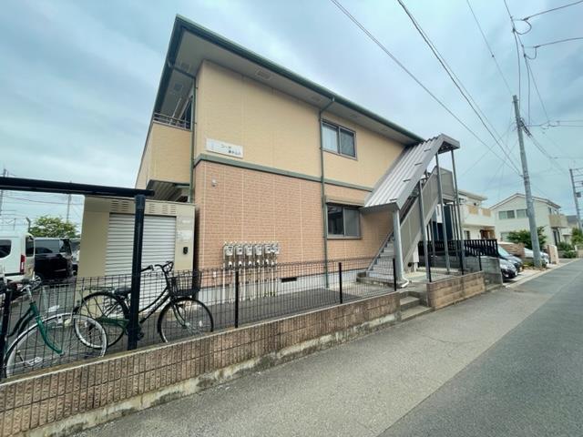 コーポ道半山 A・B