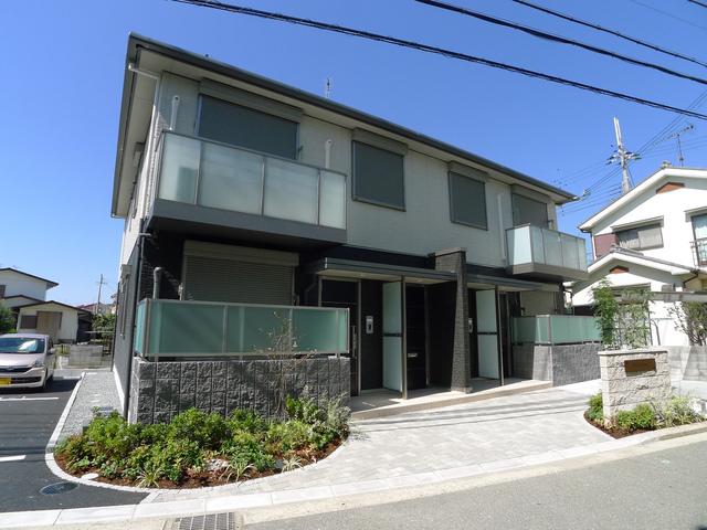 SAKURA SUITES