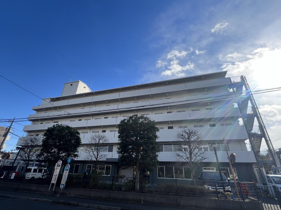 CROTH OMIYA