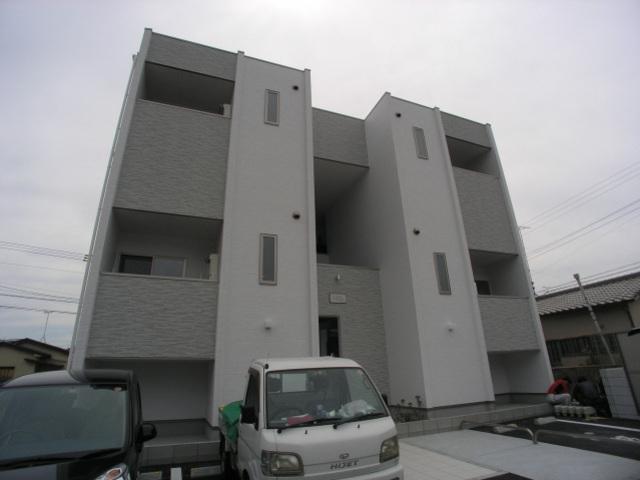 CB古賀セレナ