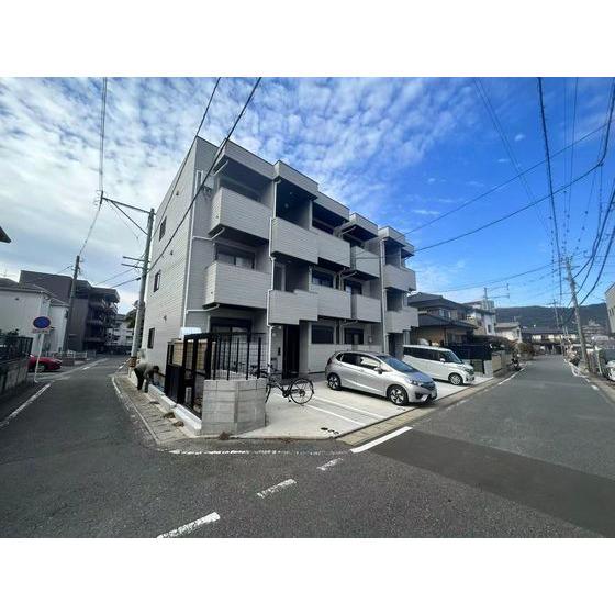LA VITA二日市駅前IV