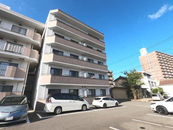 ヴィラ本町III