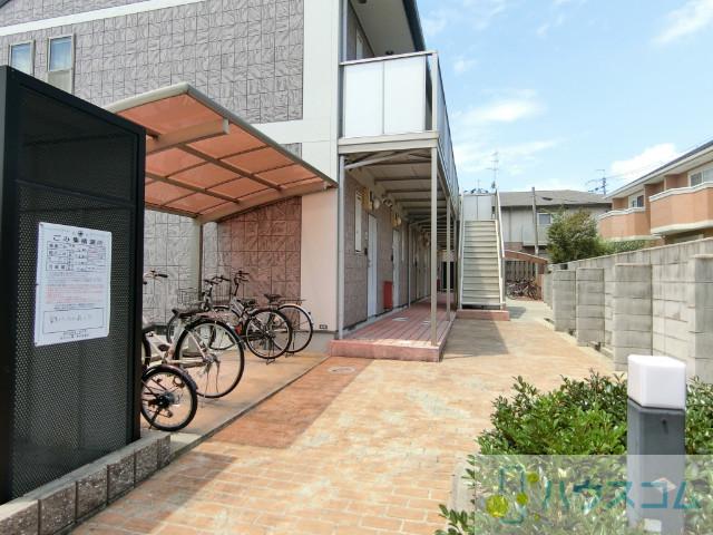 ネオメゾン小山A棟