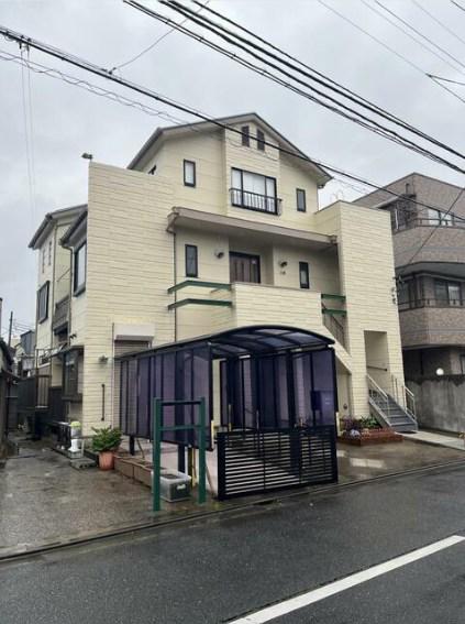 HANA HOUSE