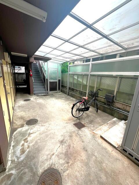 ヤングマンション