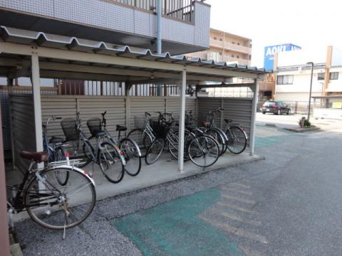 サニーヒル三越