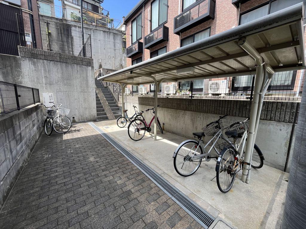 レオパレス藤が丘1番館