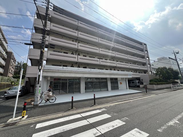 エバーグリーンいぶき野