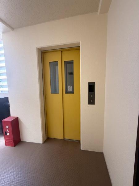 ROOMS OOJI